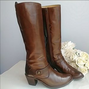 Frye Jackie Button Strap
